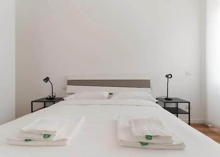 Guesthost - Comfy Ghisolfa Appartamento *